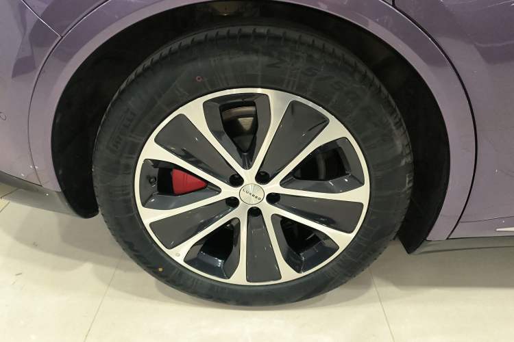 Used Hima Luxeed R7 2024 All-Electric 736 km Ultra