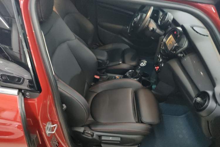 Used  MINI 2016 1.5T COOPER Five-Door Edition