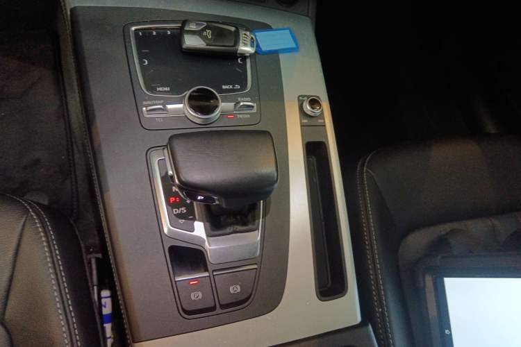 Used Audi Q5L 2020 Updated 40 TFSI Prestige Fashion Edition