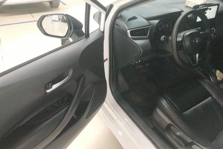 Used Toyota Levin 2023 Smart Electric Hybrid Dual-Engine 1.8L Leading Edition