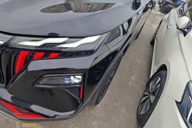 Used Dongfeng Aeolus Huge 2024 Mach Power 1.5T Luxury Model