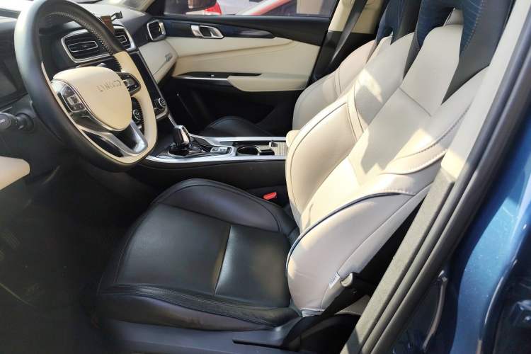 Used Lynk & Co 01 2017 2.0T Two-Wheel Drive Zhaopu Version
