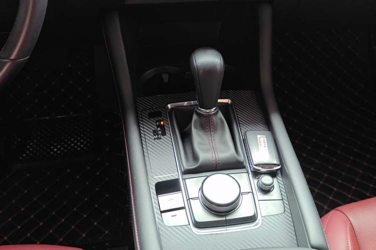 Used Mazda Mazda 3 Axela 2022 2.0L Automatic Zhi Rui Obsidian Edition