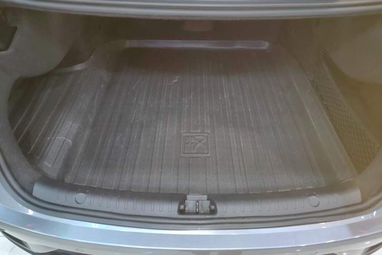 Used BYD Han 2024 DM-i Glory Edition 121KM Prestige Model
