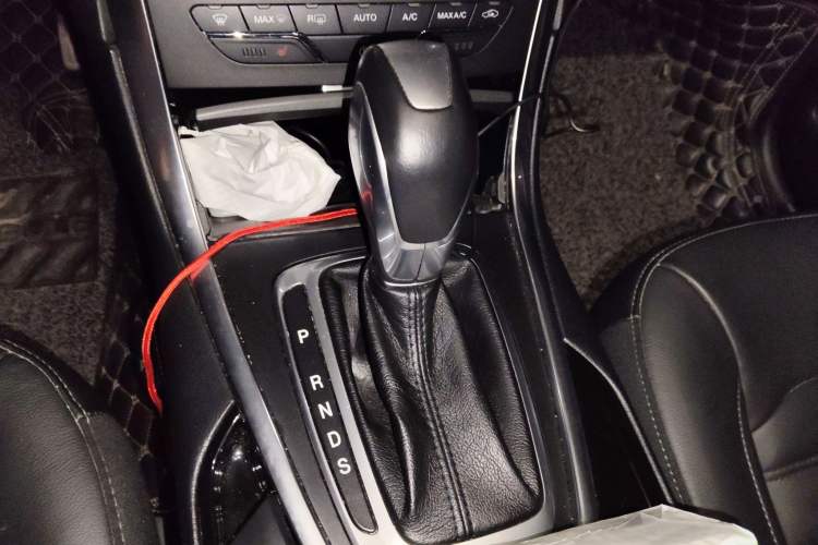 Used Ford Edge 2016 EcoBoost 245 Two-Wheel-Drive Titanium 7-Seater