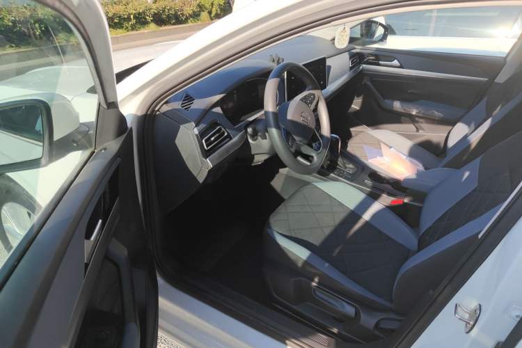 Used Volkswagen Lavida 2023 Revised 1.5L Automatic DeYi Edition
