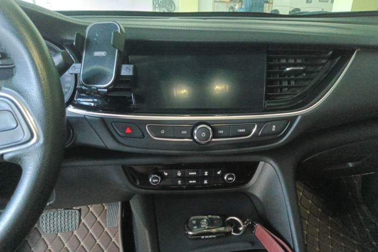 Used Buick Regal 2022 552T Smart Edition
