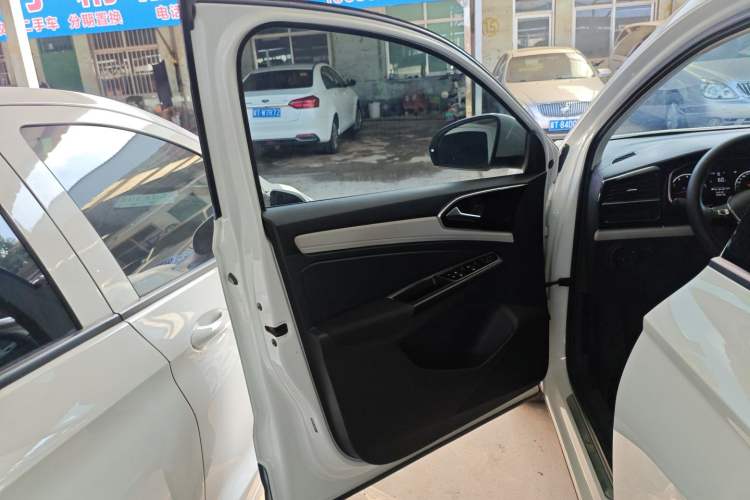 Used Jetta VS5 2022 280TSI Automatic Trend Edition
