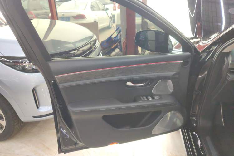 Used Hima AITO M5 2022 Extended-Range Four-Wheel Drive Performance Version
