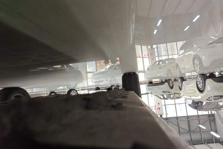 Used Roewe Clever 2021 302 km New Four-Seater Super-Efficient Version
