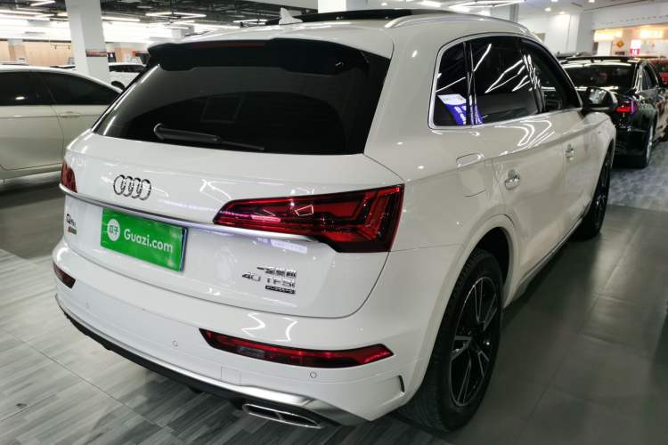 Used Audi Q5L 2022 40T Fashionable and Dynamic Model
