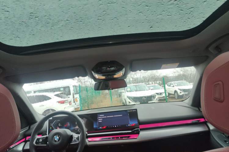 Used BMW 5 Series 2024 530Li Leading Model M Sport Package