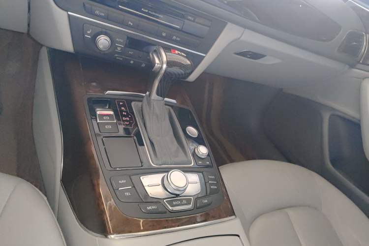 Used Audi A6L 2014 30 FSI Comfort Model
