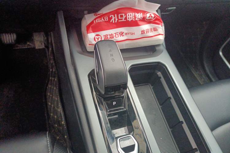 Used Radar King Kong 2025 PHEV All-Wheel-Drive Extended-Range “Thousand-Mile Diamond” Electric Hybrid PLUS Edition
