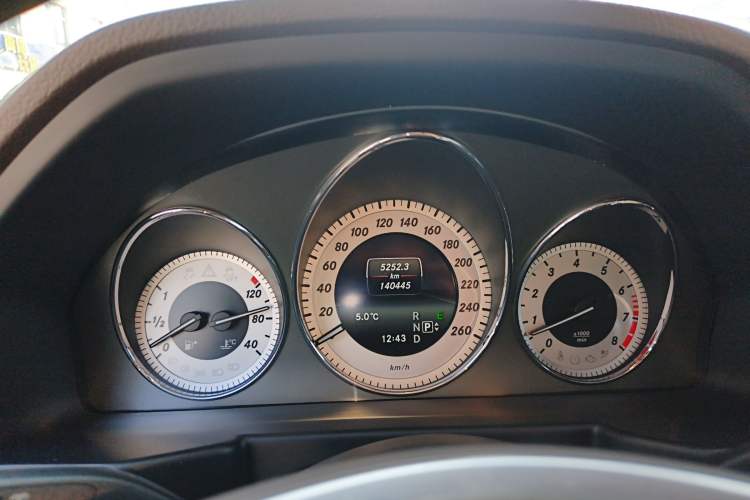 Used Mercedes-Benz GLK-Class 2013 Facelift GLK 300 4MATIC Luxury Edition