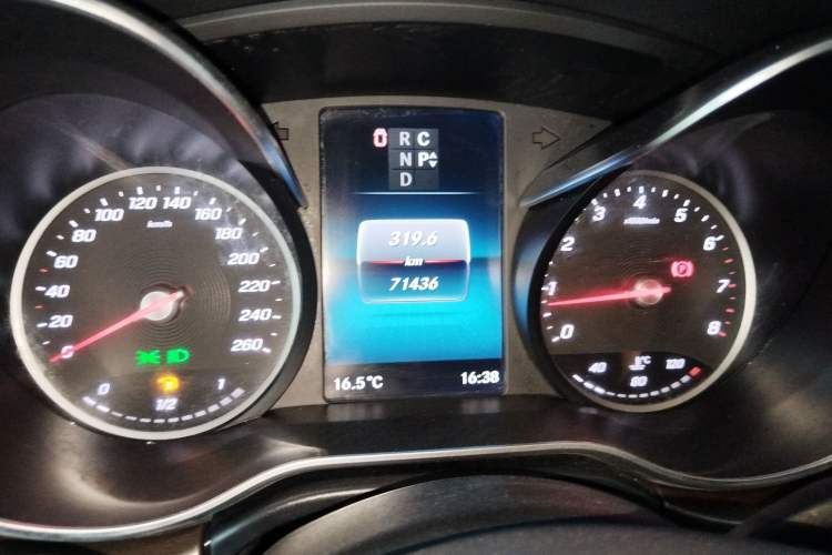 Used Mercedes-Benz V-Class 2020 V 260 L Long-wheelbase Luxury Edition