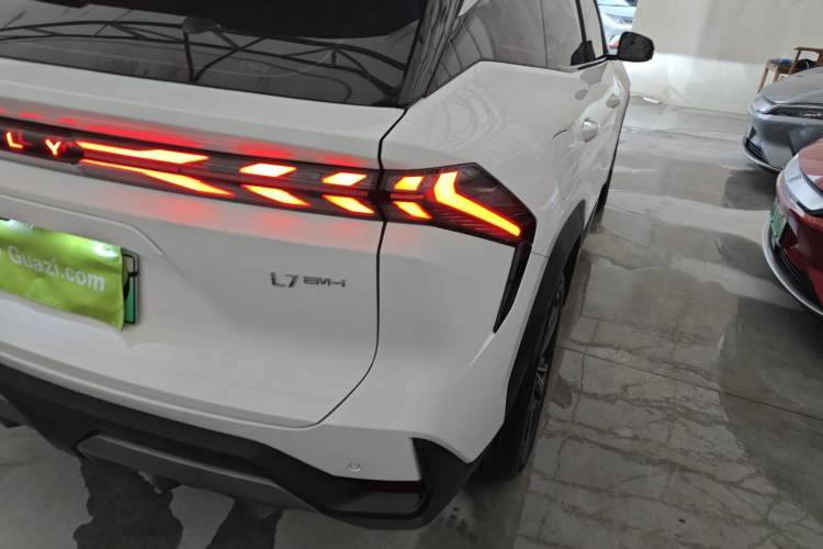 TDK.VehicleDetails.img