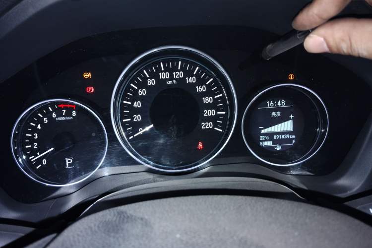 Used Honda Vezel 2017 1.8L CVT Two-Wheel Drive Luxury Model
