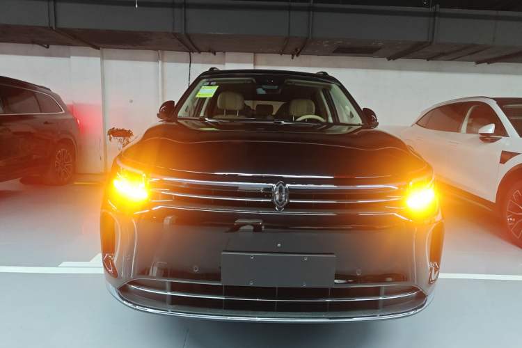 Used Hima AITO M7 2024 1.5T Intelligent Driving Rear-Drive Pro Version 5 Seats
