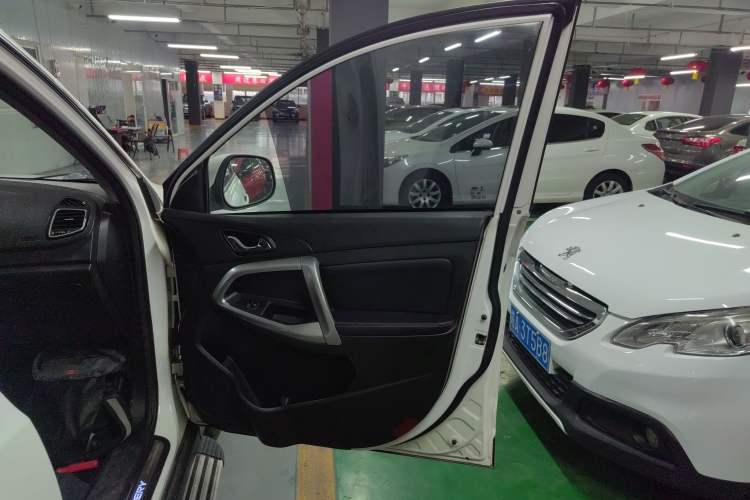 Used Chery Tiggo 5 2016 1.5T Manual Jiayue Trust Edition
