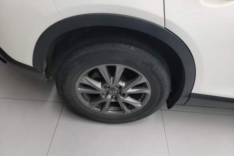 Used Mazda CX-4 2018 2.0L Automatic Two-Wheel Drive Blue Sky Premium Upgrade Version China V Standard
