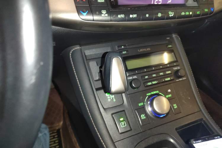 Used Lexus CT 2014 CT200h Elite Edition Monochrome