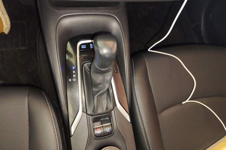 Used Toyota Corolla 2022 Dual-Motor 1.8L E-CVT Pioneer Edition