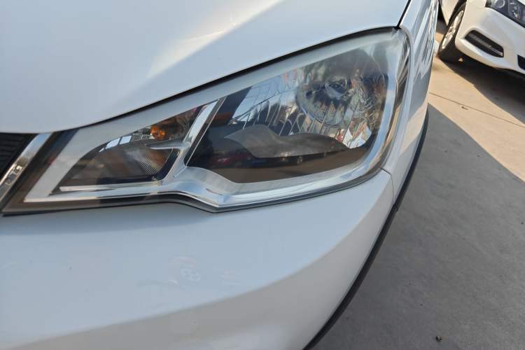 Used Geely Auto Vision X1 2017 1.3L Manual Frenzy Edition
