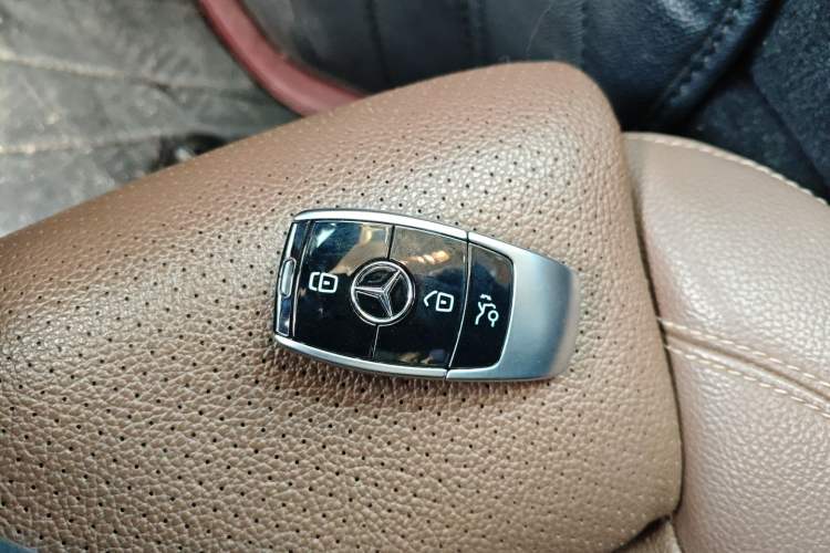 Used Mercedes-Benz E-Class 2019 E 200 L Sport Edition
