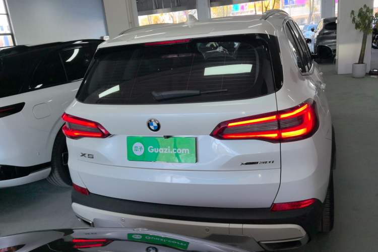 Used BMW X5 2019 xDrive30i X Design Package