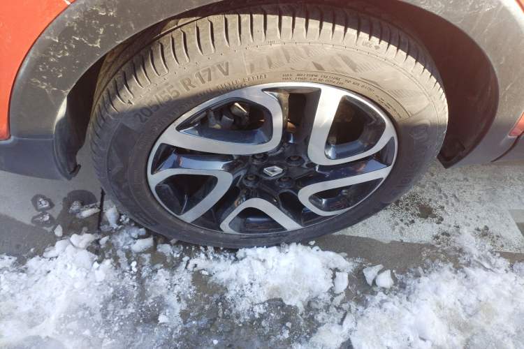 Used Renault Captur 2015 1.2T Automatic Comfort Edition
