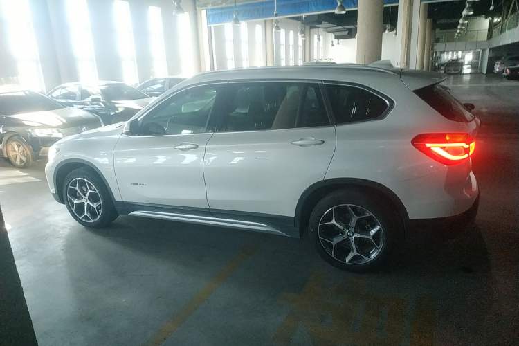 Used BMW X1 2016 sDrive18Li Luxury Model
