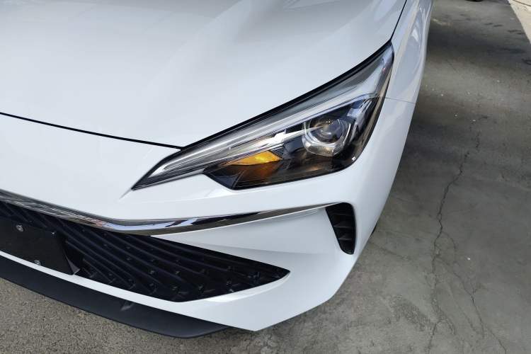 Used Roewe i5 2023 1.5L CVT Luxury Edition
