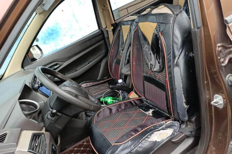 Used Wuling Hongguang 2019 1.5L S Standard Version China VI LAR
