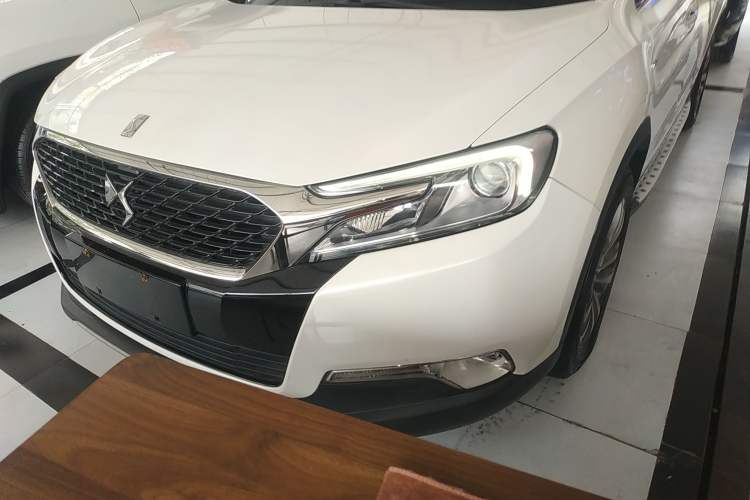 Used  6 2016 1.6T Luxury Edition THP160
