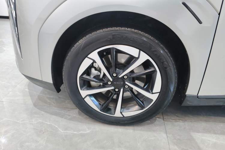 Used AION Y 2023 Younger Star Edition