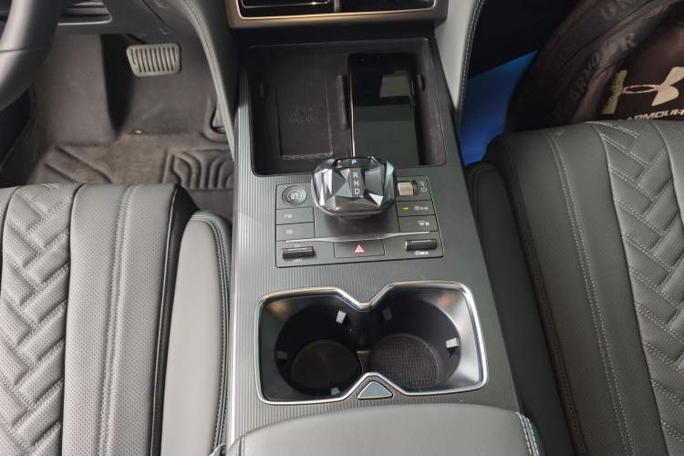 Used BYD Song L DM-i 2025 Intelligent Driving Version 112 km Beyond-Range Type
