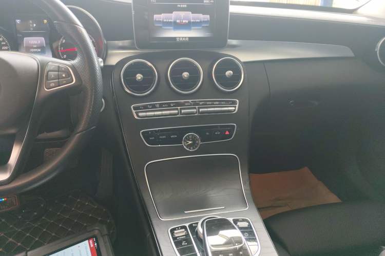 Used Mercedes-Benz C-Class 2017 Restyled C 180 L Fashion Edition Sport Version