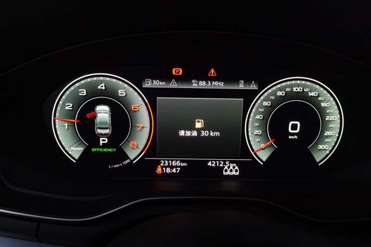 Used Audi A4L 2022 40 TFSI Luxury Dynamic Model
