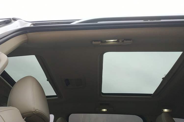 Used Buick GL8 2014 3.0L GT Luxury Business Haoya Edition
