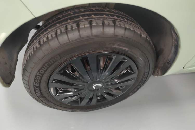 Used Wuling Hongguang MINIEV 2021 Macaron Fashion Model Lithium Iron Phosphate
