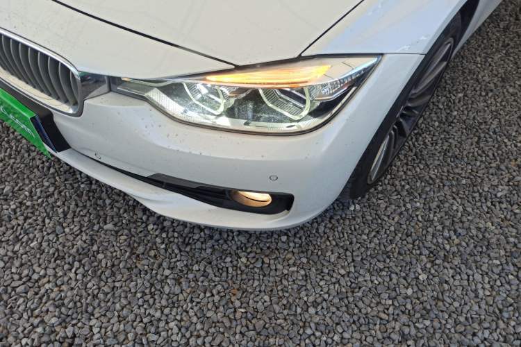 TDK.VehicleDetails.img