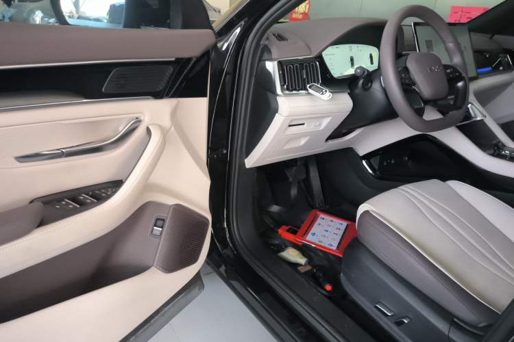 Used BYD Song PLUS New Energy 2025 EV Intelligent Driving Version 520km Premium Model