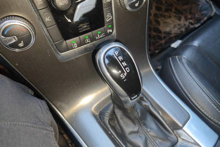 Used Volvo XC60 2015 T5 AWD Zhiyuan Edition