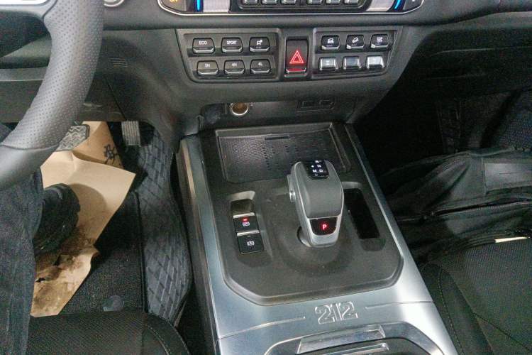 Used  T01 2025 2.0T Changfeng
