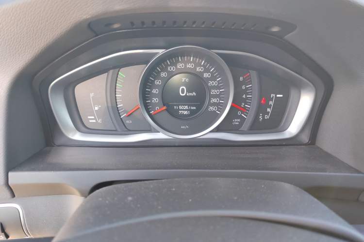 Used Volvo S60 2018 S60L T3 Smart Progress Edition
