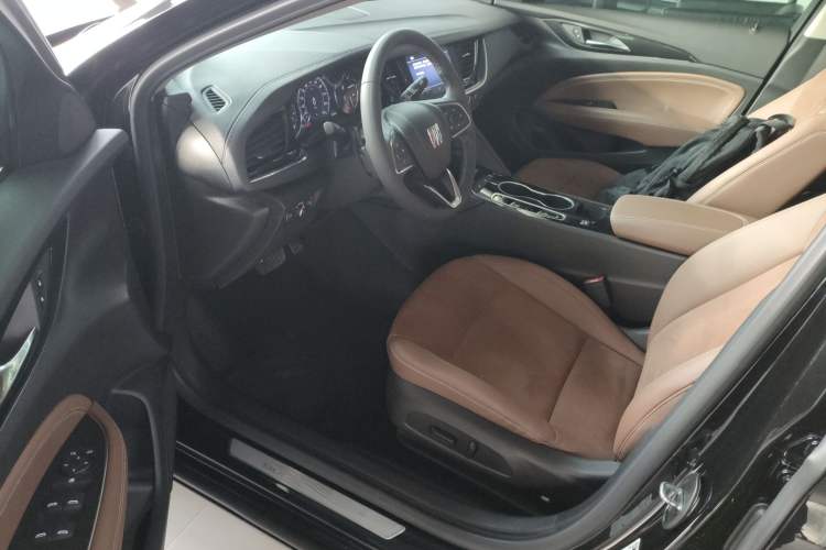 Used Buick Regal 2024 28T Luxury Edition
