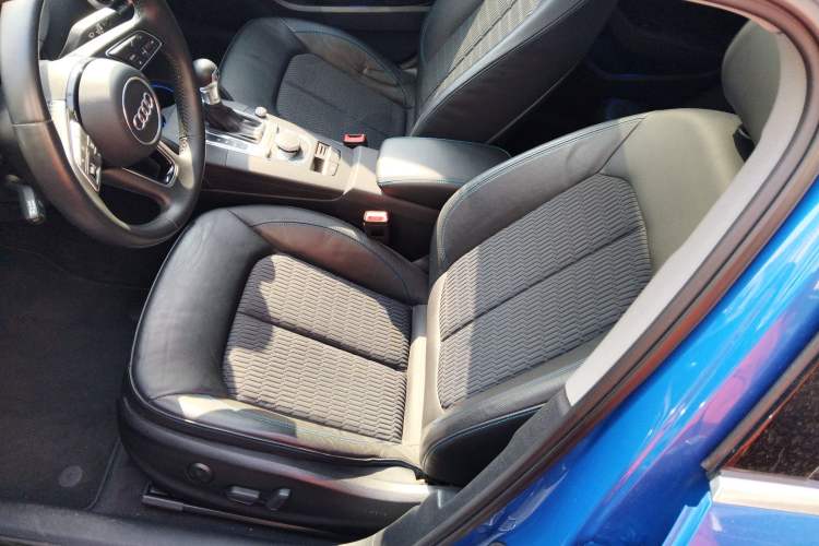 Used Audi A3 2020 Limousine 35 TFSI Fashion Edition China VI Emission Standard