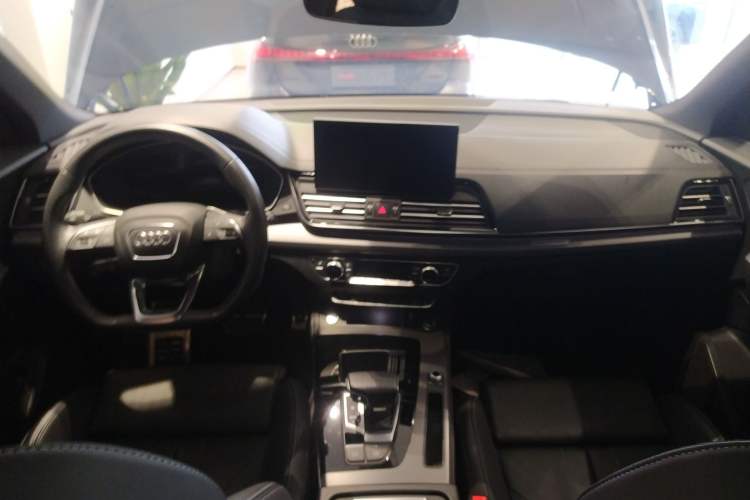 Used Audi Q5L 2024 40 TFSI Luxury Dynamic Edition
