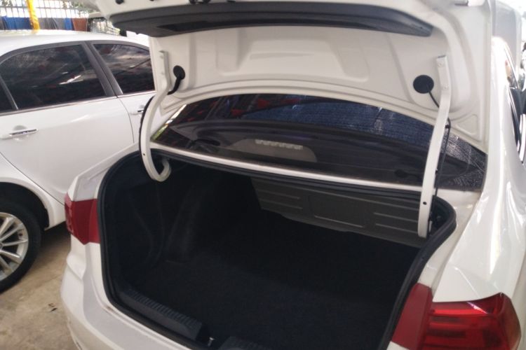 Used Volkswagen Santana 2017 Haval H6 1.6L Automatic Fashion Edition
